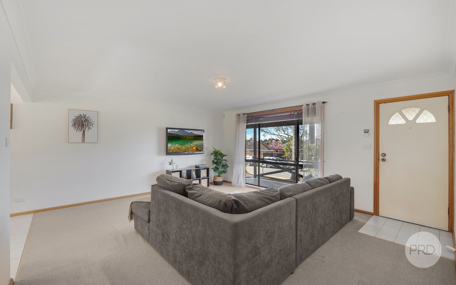 37 Dartmoor Circuit EMU HEIGHTS 2