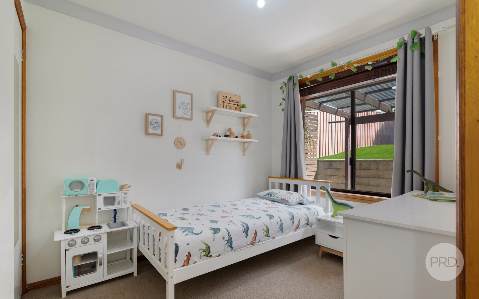 37 Dartmoor Circuit EMU HEIGHTS 8