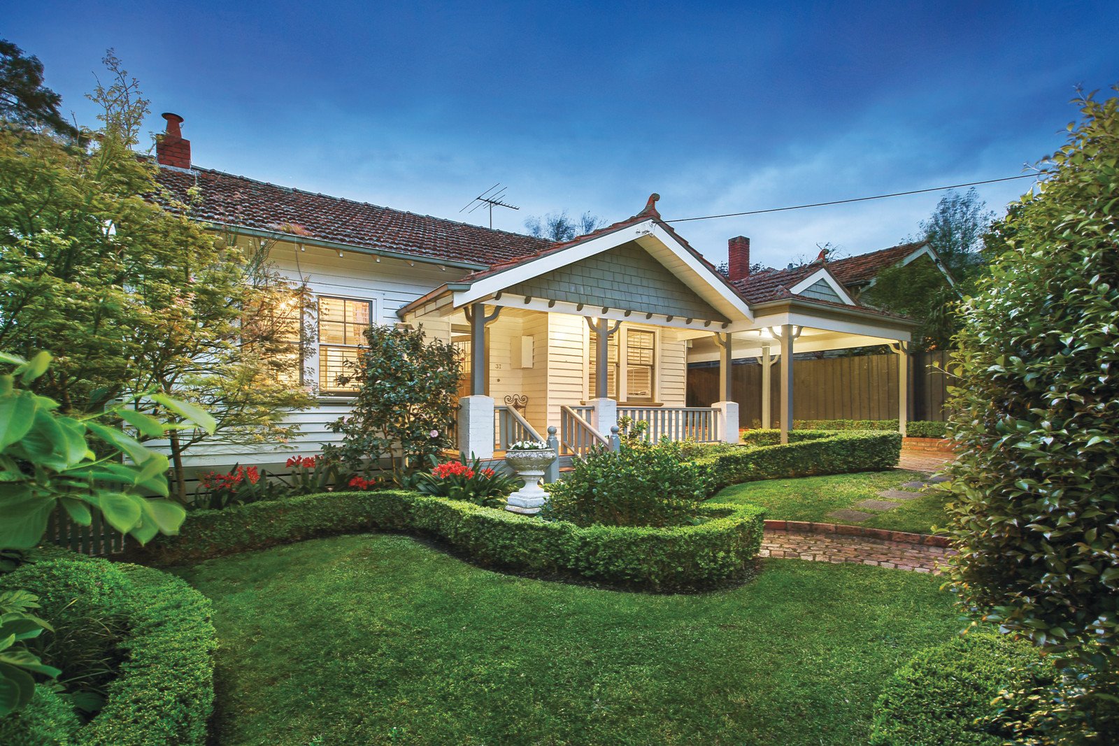 37 Doonkuna Avenue, Camberwell, VIC