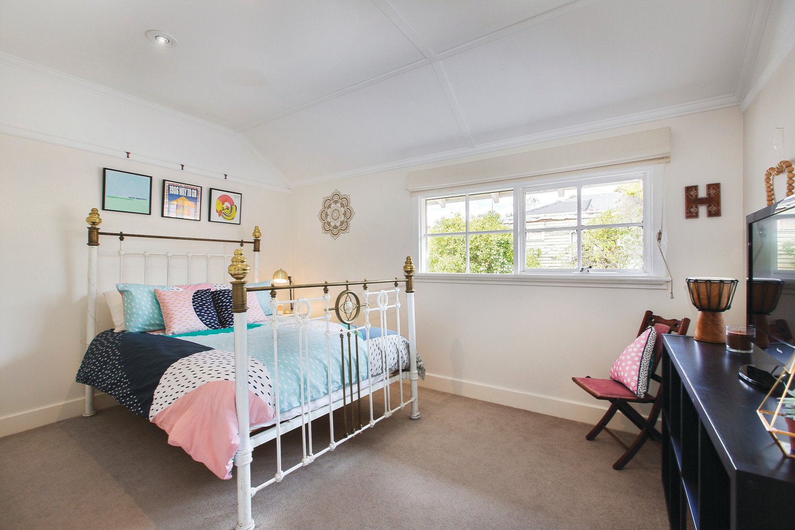 37 Doonkuna Avenue, Camberwell, VIC