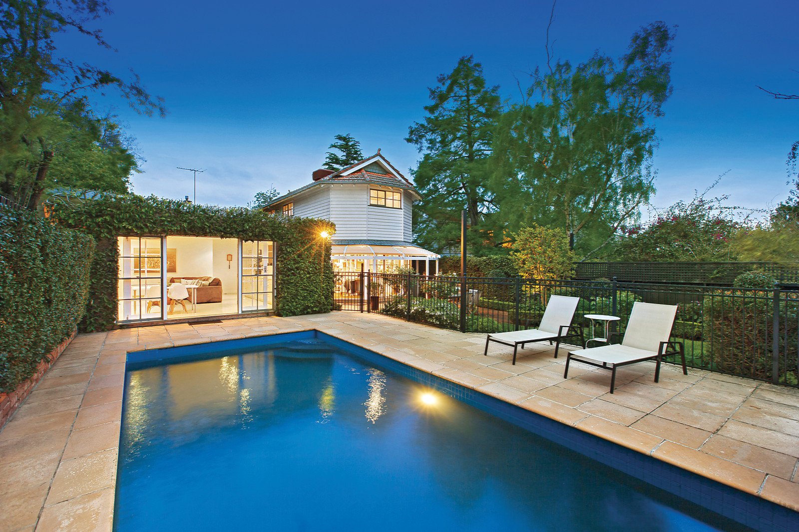 37 Doonkuna Avenue, Camberwell, VIC