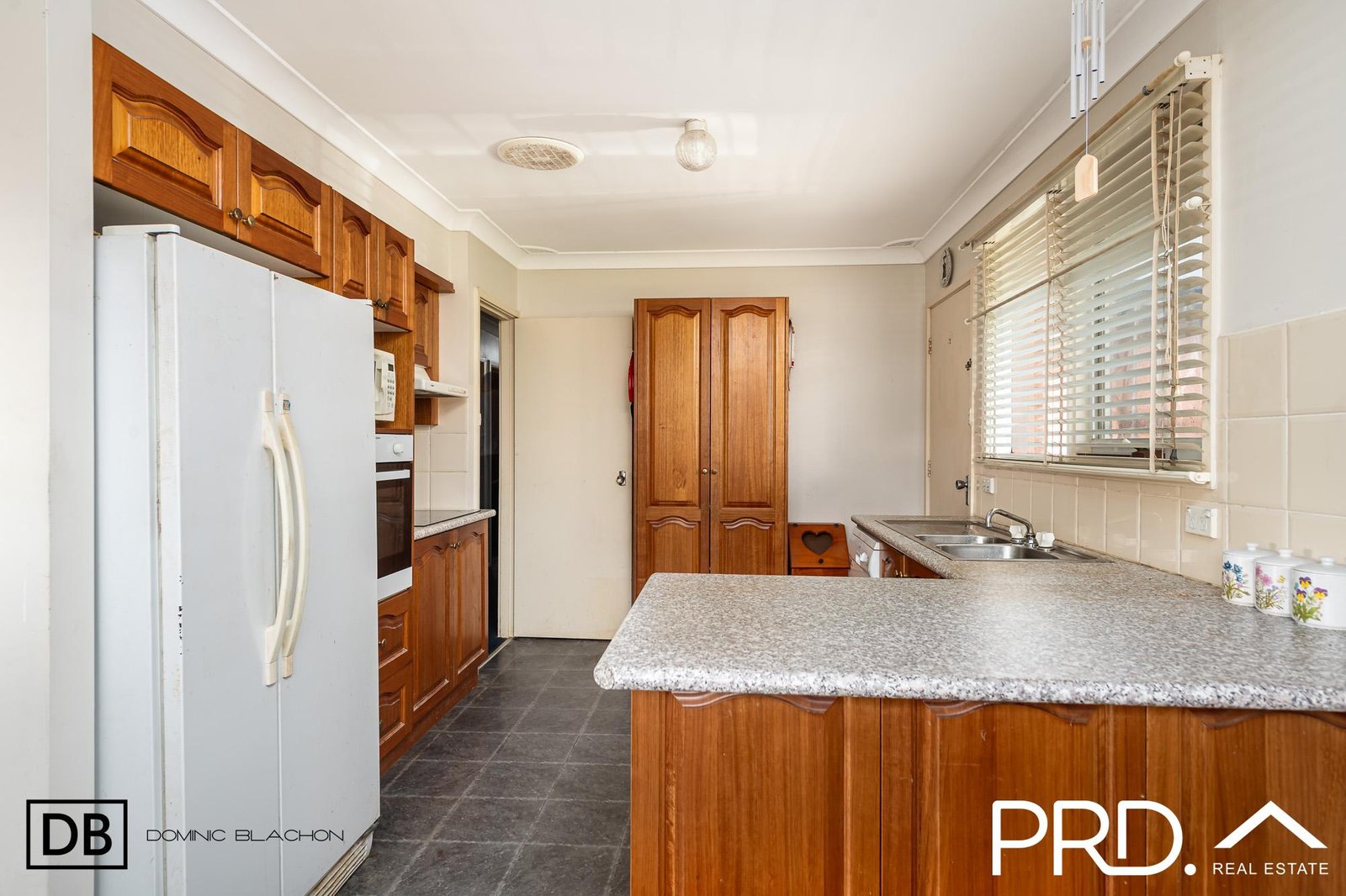 37 Douglas Street PANANIA 4