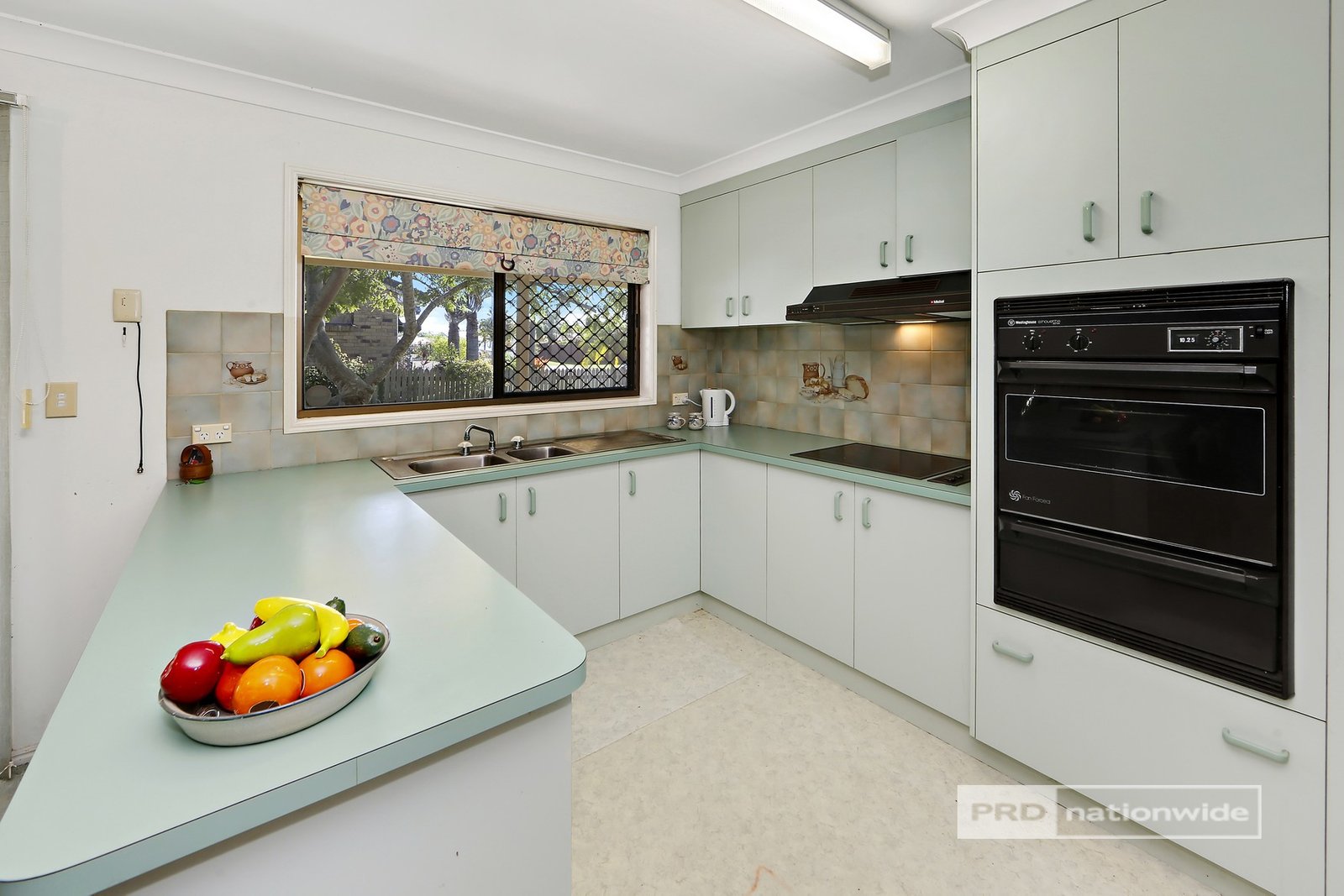 37 Drummond Street URANGAN 8