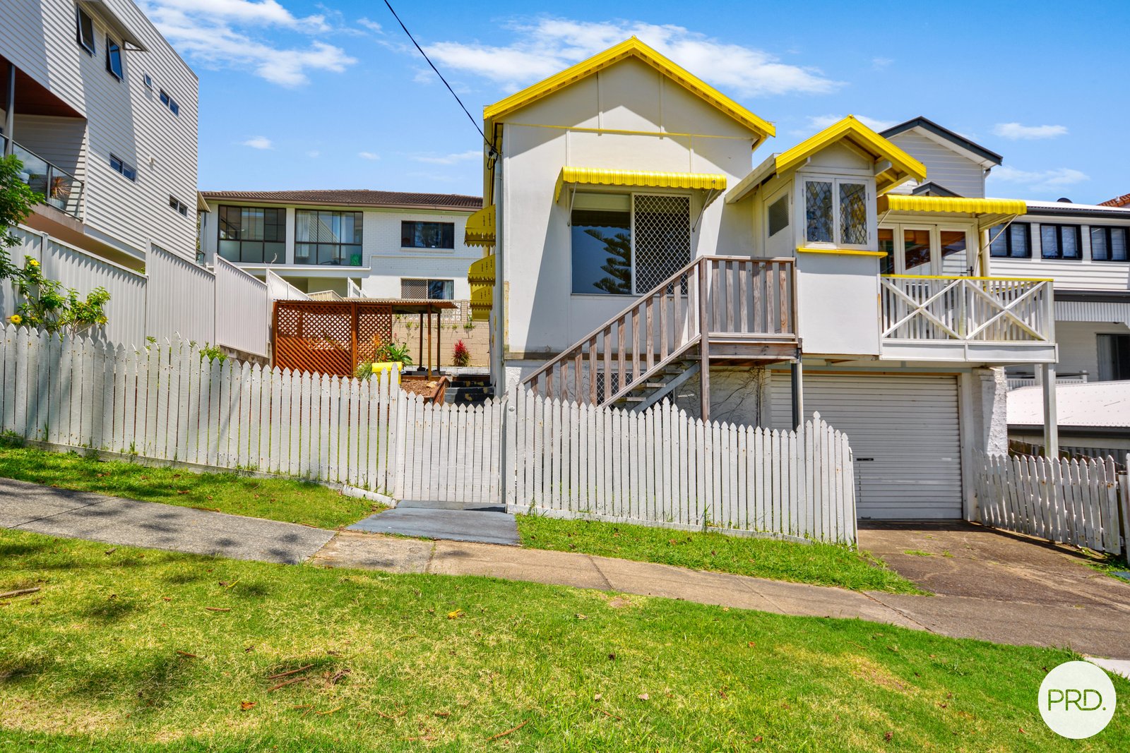 37 Dutton Street COOLANGATTA 1