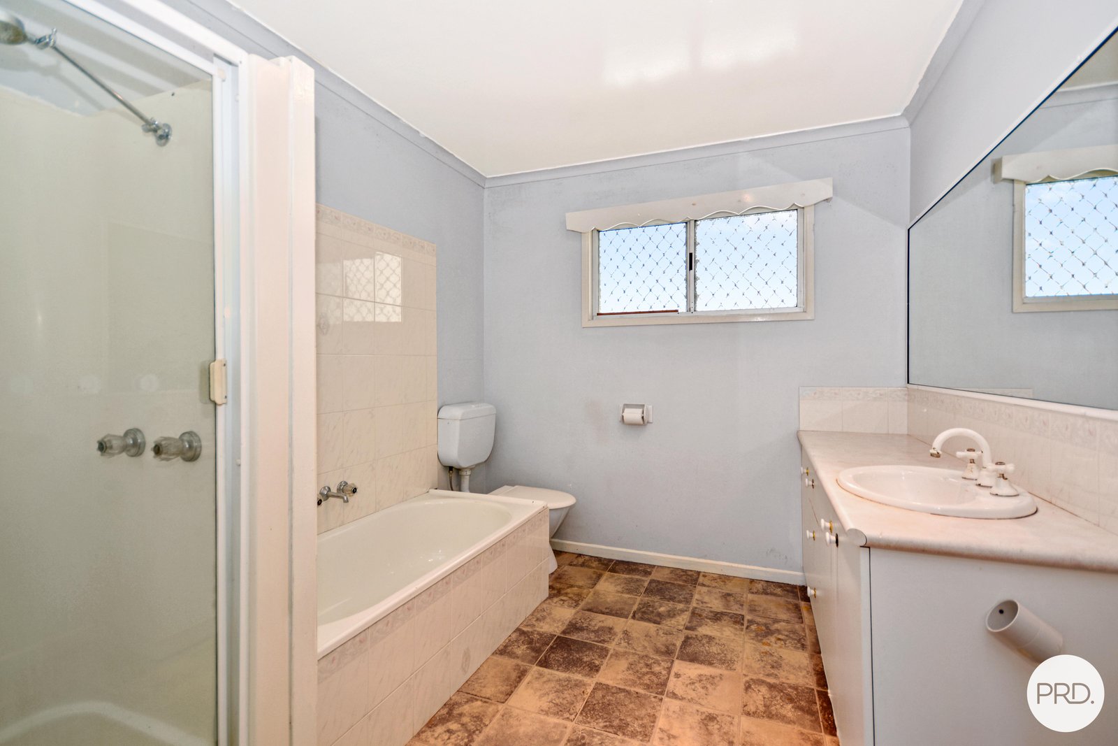 37 Dutton Street COOLANGATTA 7