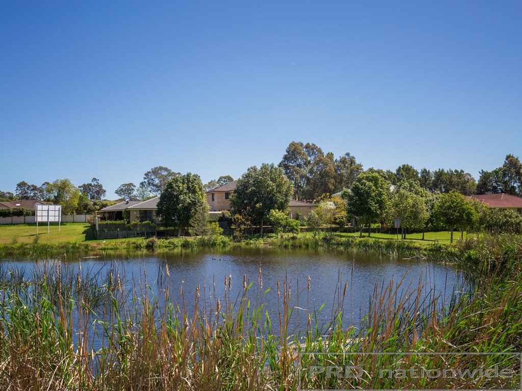 37 Edwards Avenue THORNTON 4