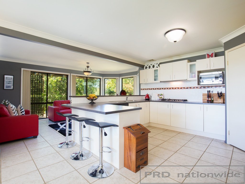 37 Edwards Avenue THORNTON 5