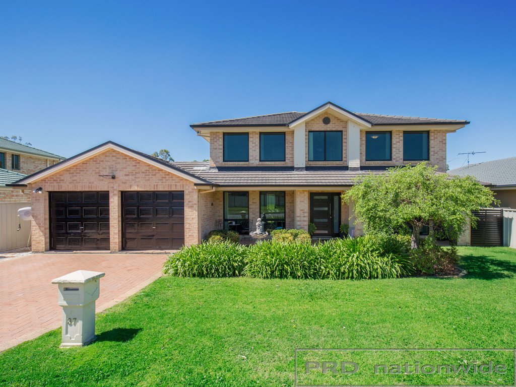 37 Edwards Avenue THORNTON 16