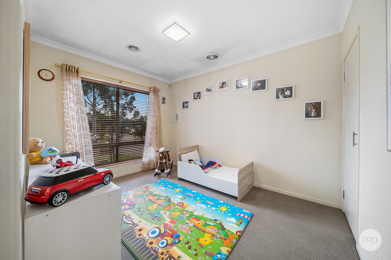 37 Elandra Drive ASCOT 13