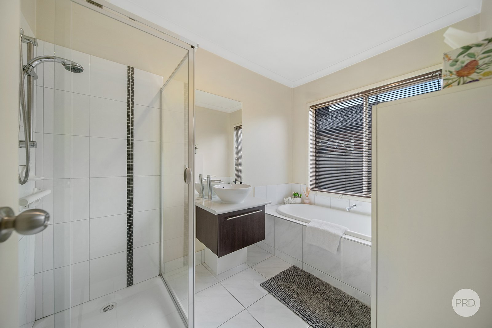 37 Elandra Drive ASCOT 15