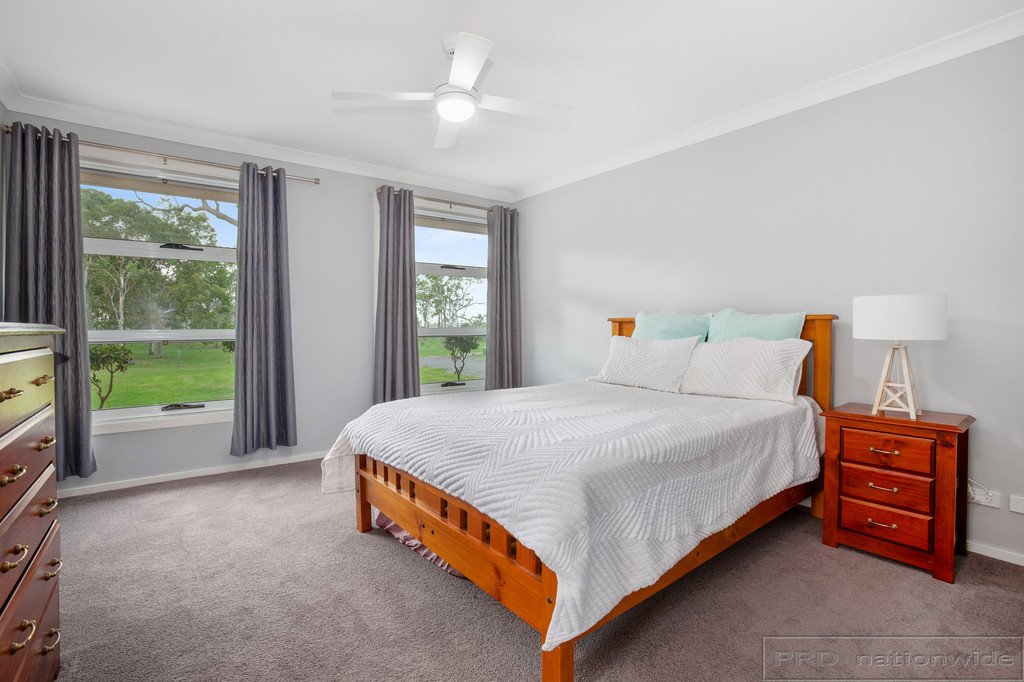 37 Elizabeth Street WALLALONG 2