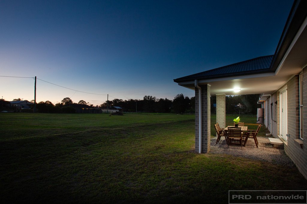 37 Elizabeth Street WALLALONG 18