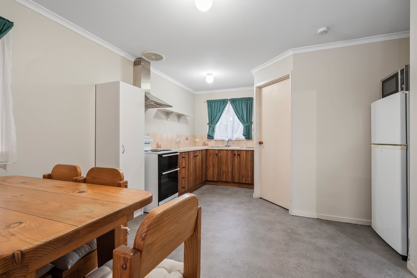 Real Estate and Property in 37 Emperor Drive, Ocean Grove, VIC