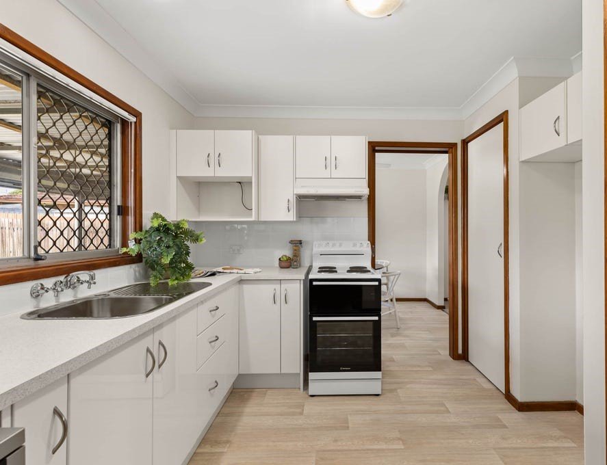 37 Endeavour St Rutherford 4