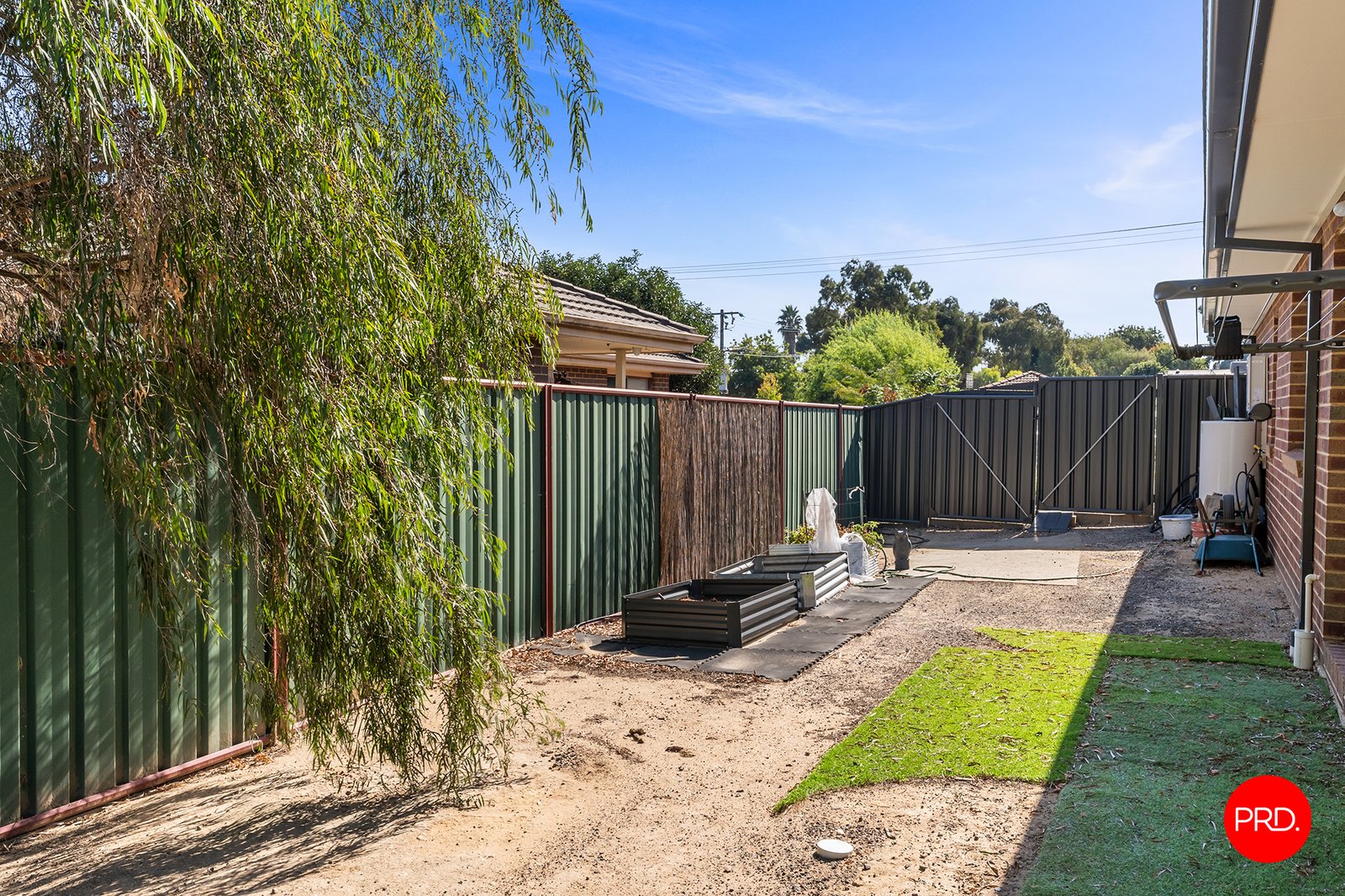 37 Energetic Street LONG GULLY 15
