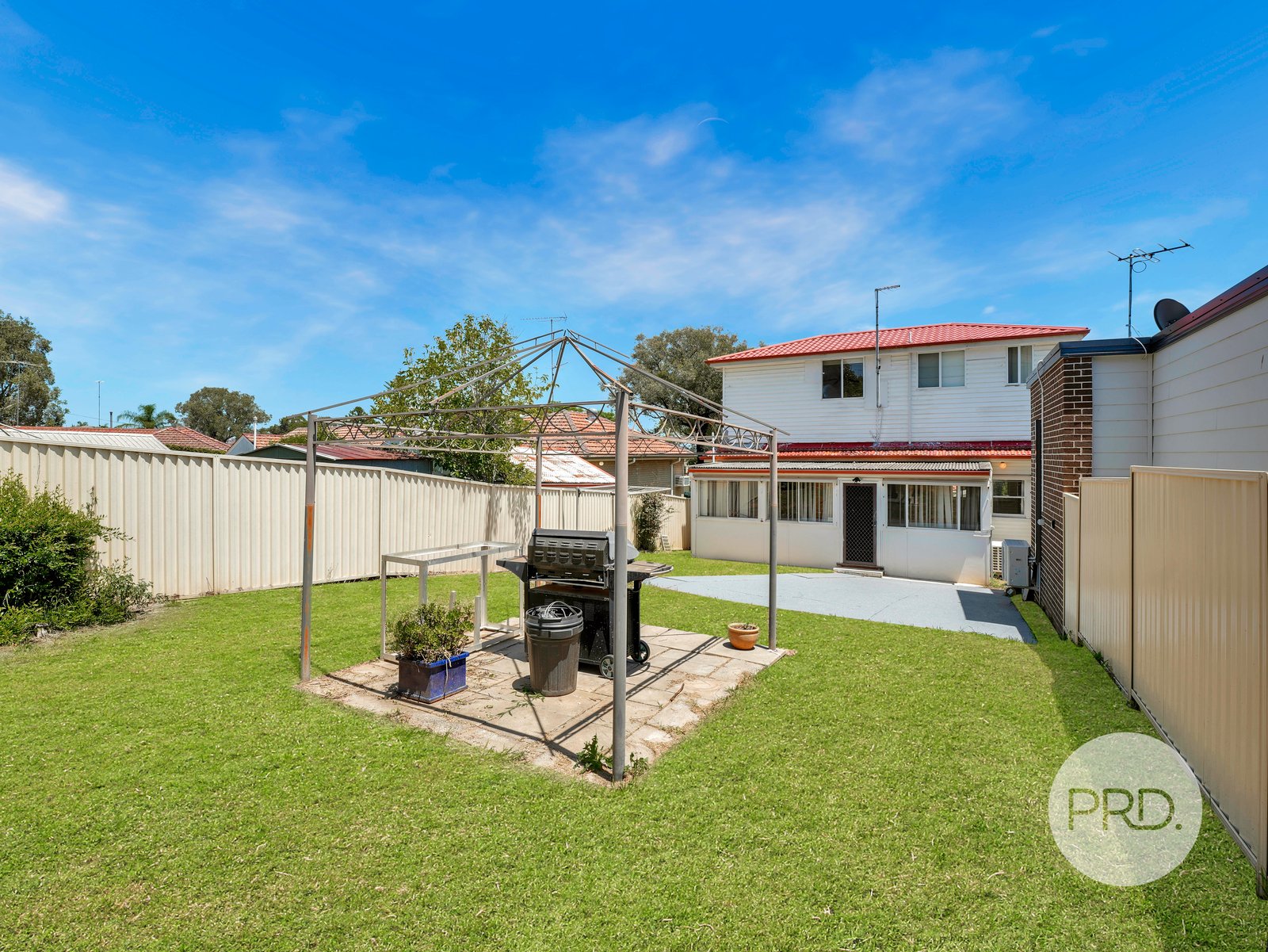 37 Farnsworth Avenue CAMPBELLTOWN 13