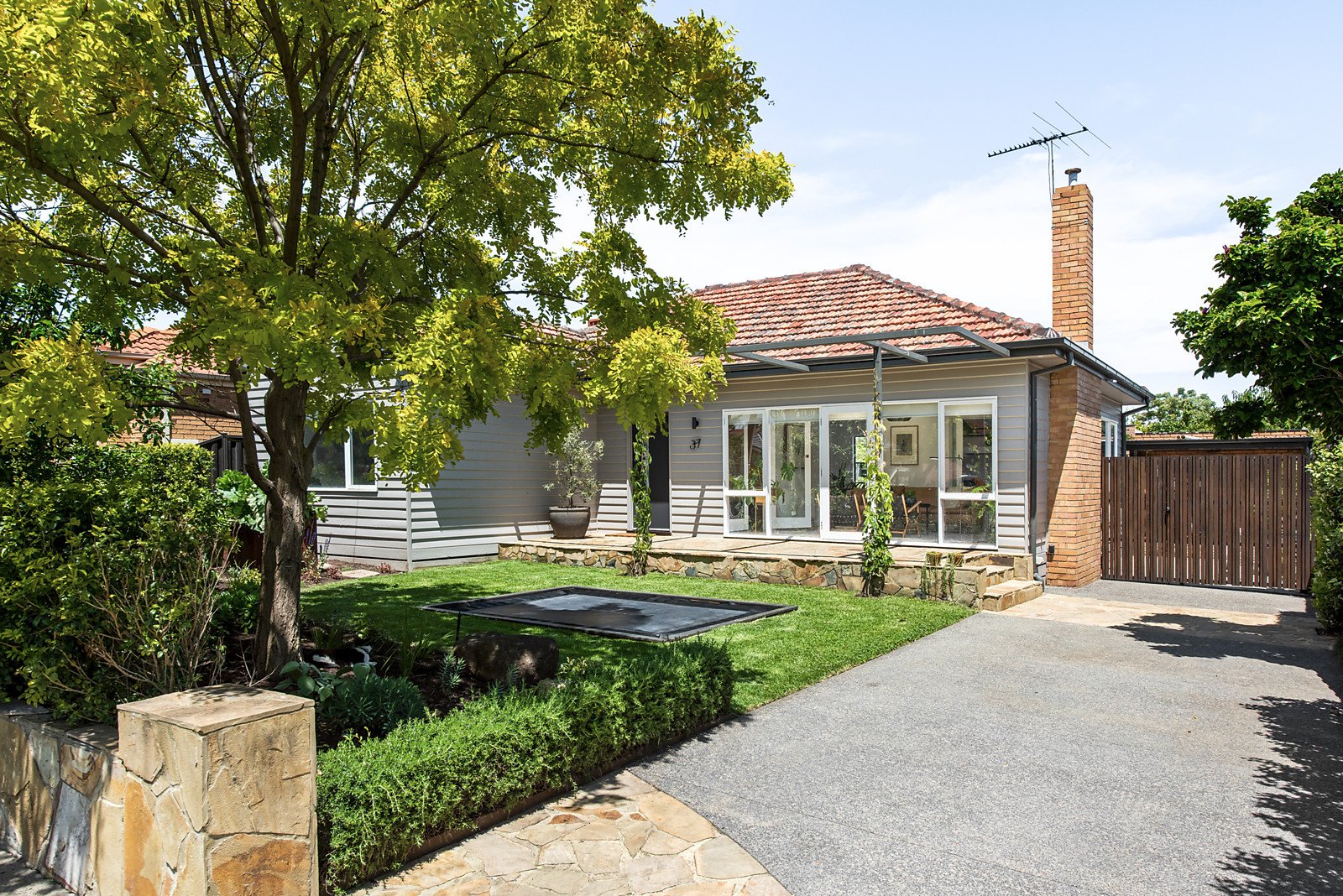 37 Fulham Grove, Reservoir VIC 3073