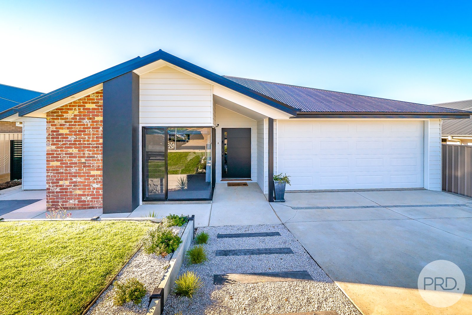 37 Gasnier Loop BOOROOMA 1