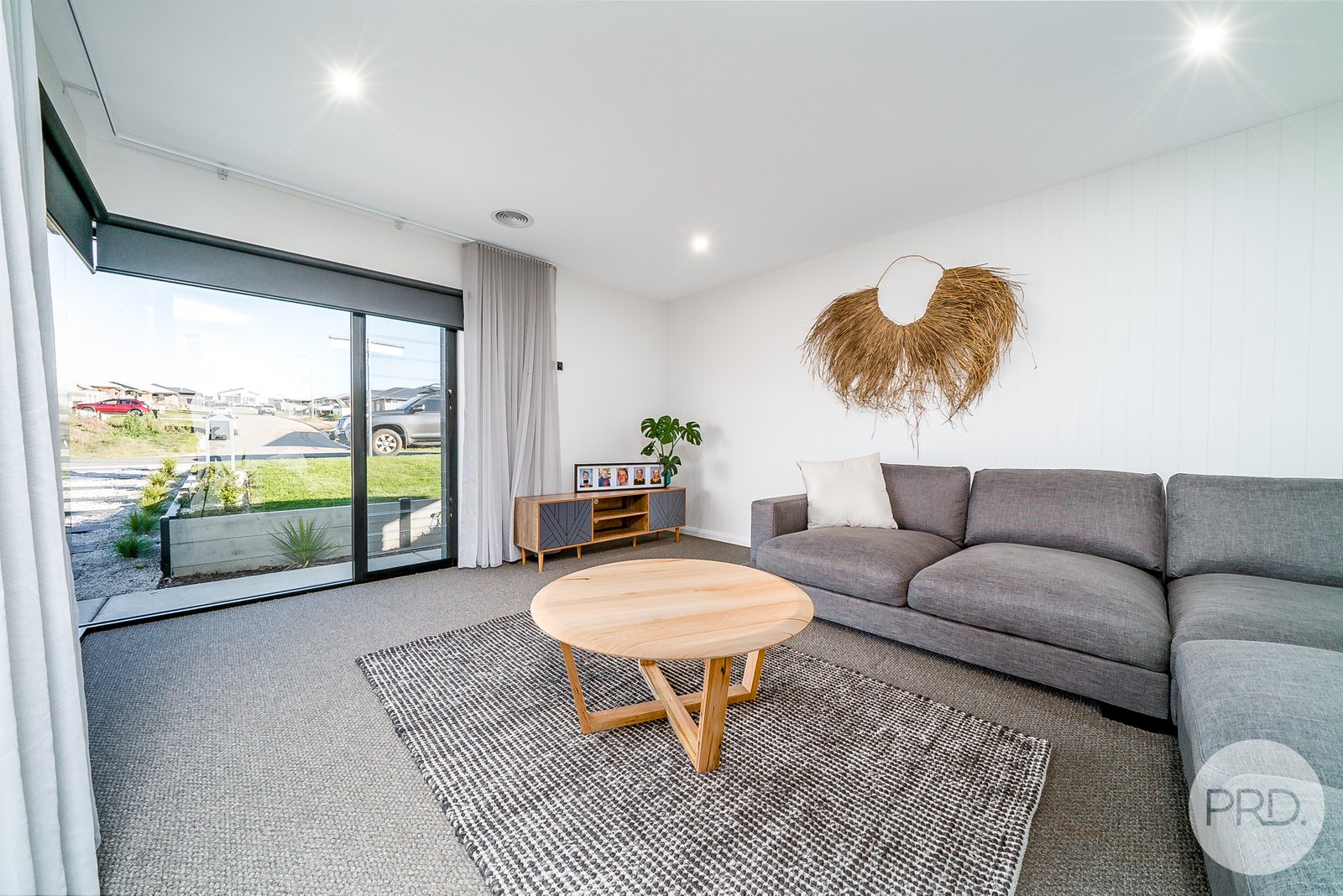 37 Gasnier Loop BOOROOMA 2