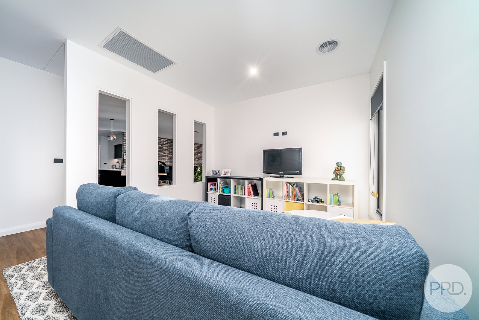 37 Gasnier Loop BOOROOMA 10