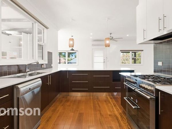 Gallery: 37 Golf View Road