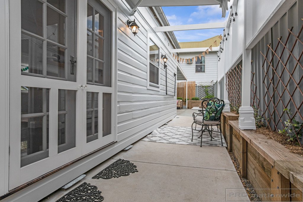 37 Green Street TELARAH 11