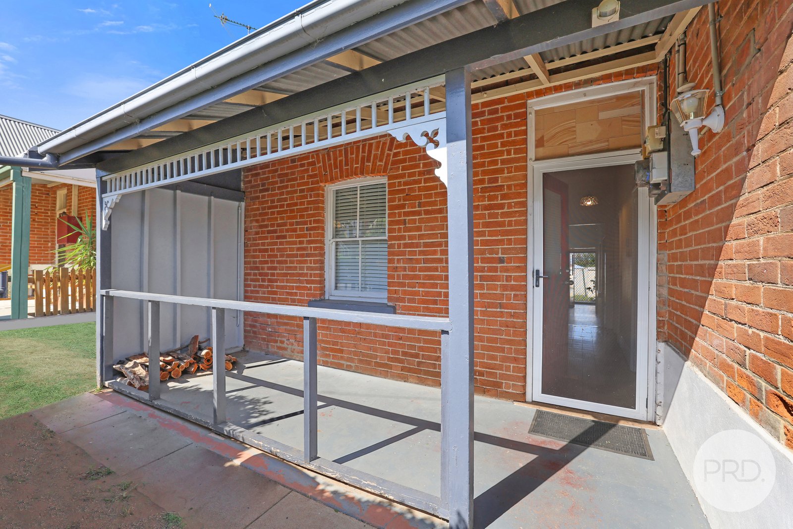 37 Griffin Avenue TAMWORTH 4