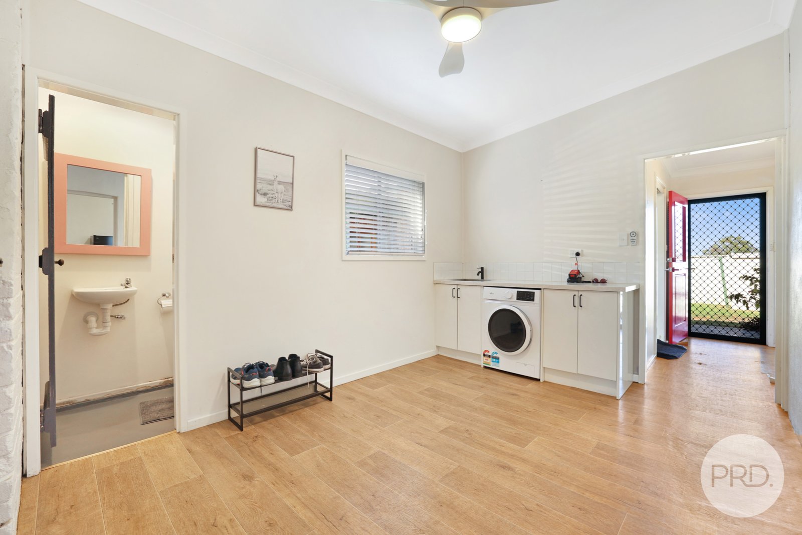 37 Griffin Avenue TAMWORTH 11