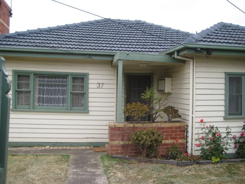 Photos: 37 Gwelo Street