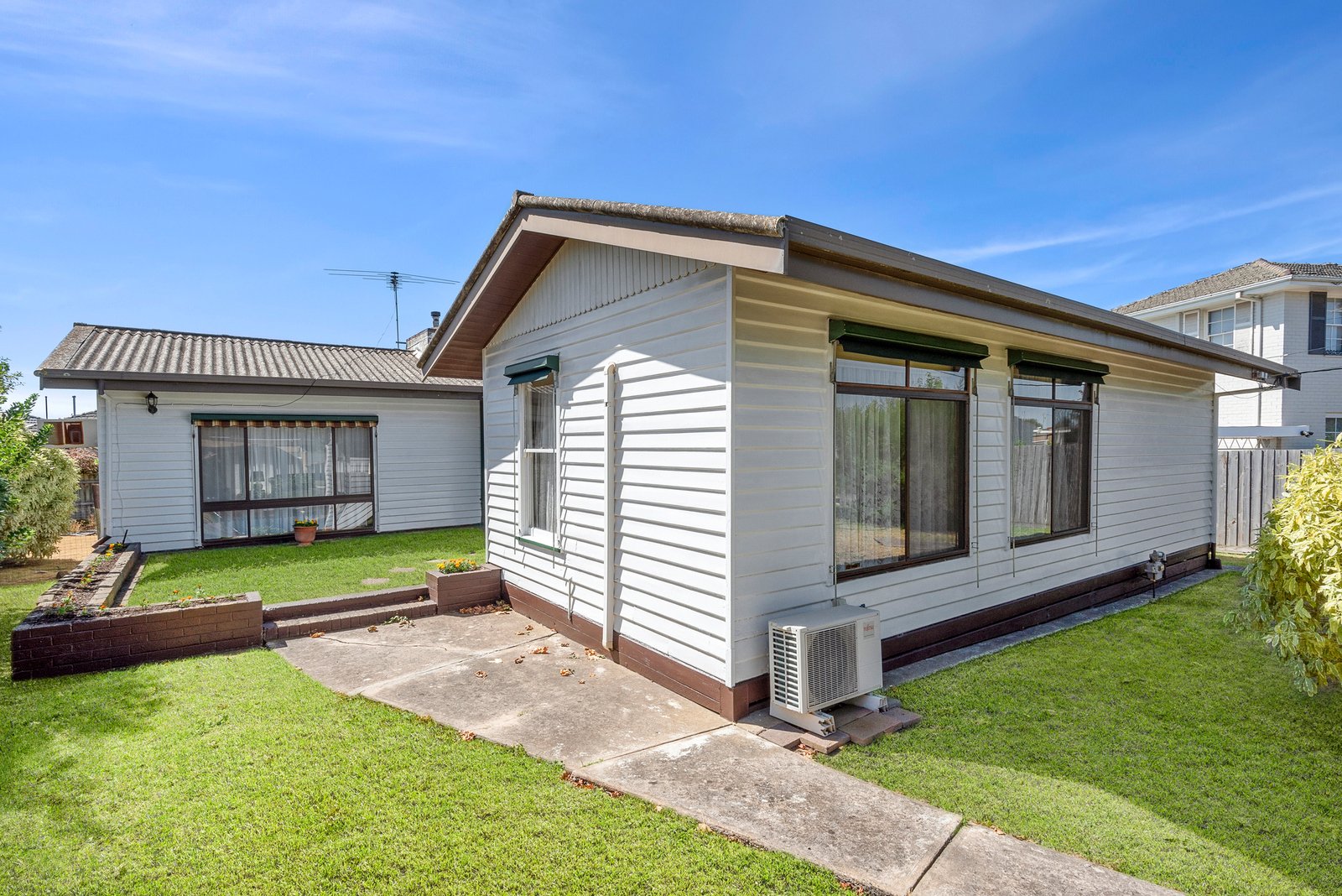 Gallery: 37 Hamlyn Avenue