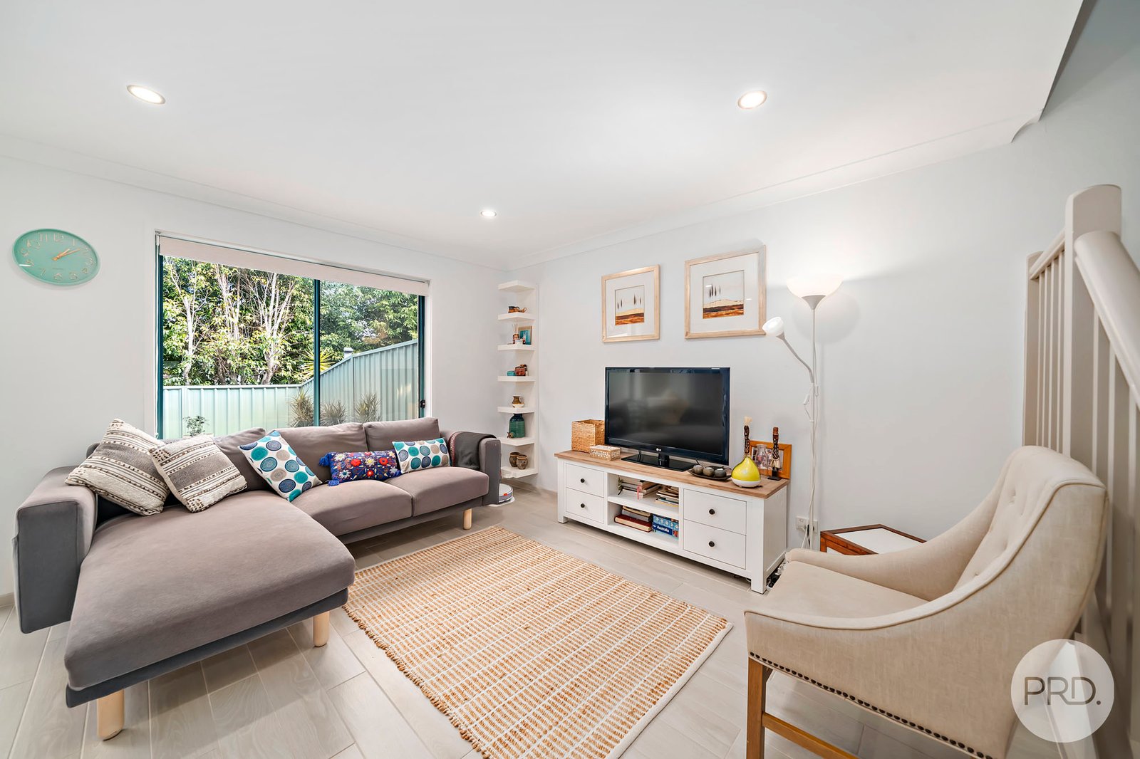 3/7 Helm Close SALAMANDER BAY 3