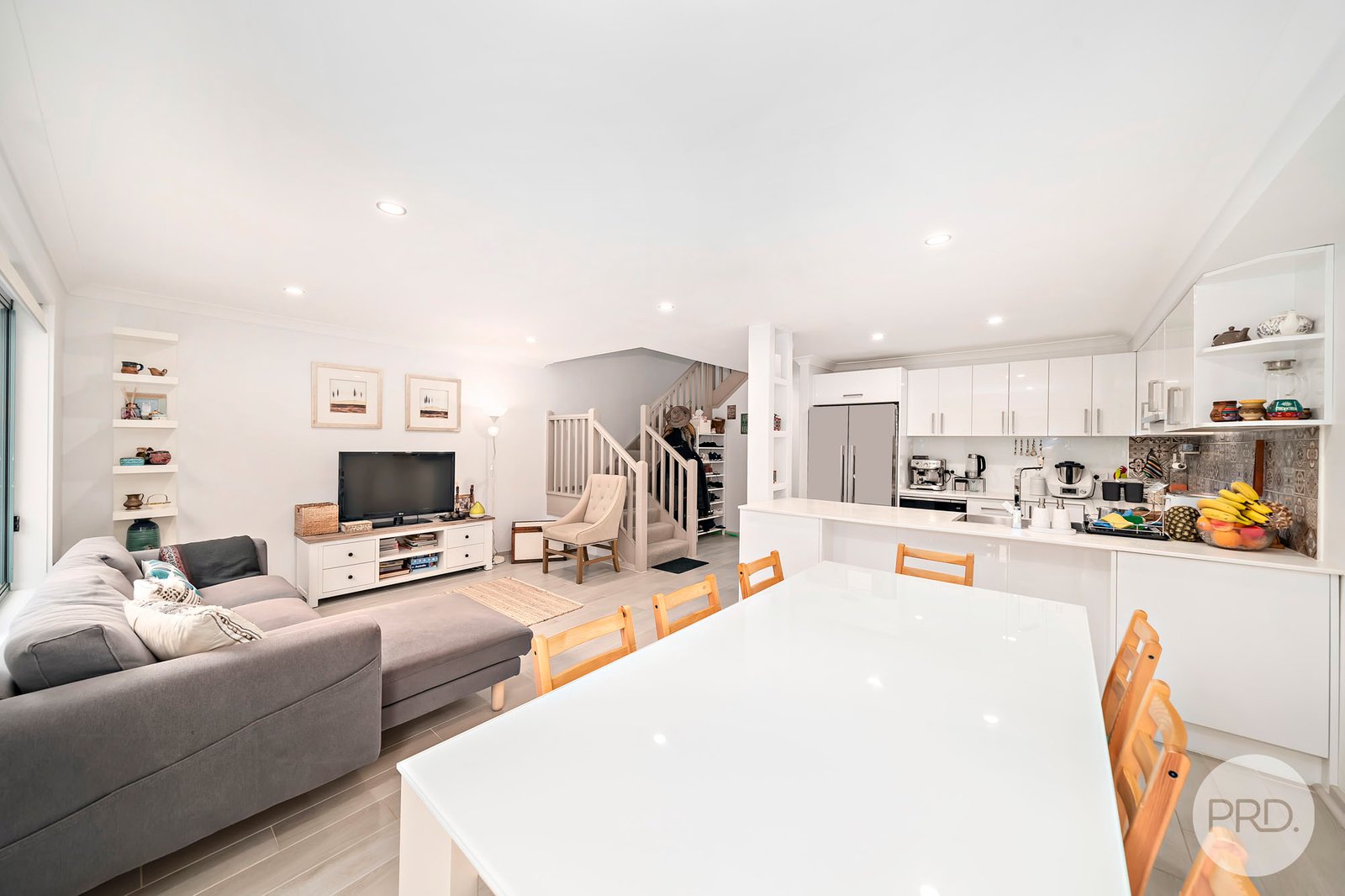 3/7 Helm Close SALAMANDER BAY 7