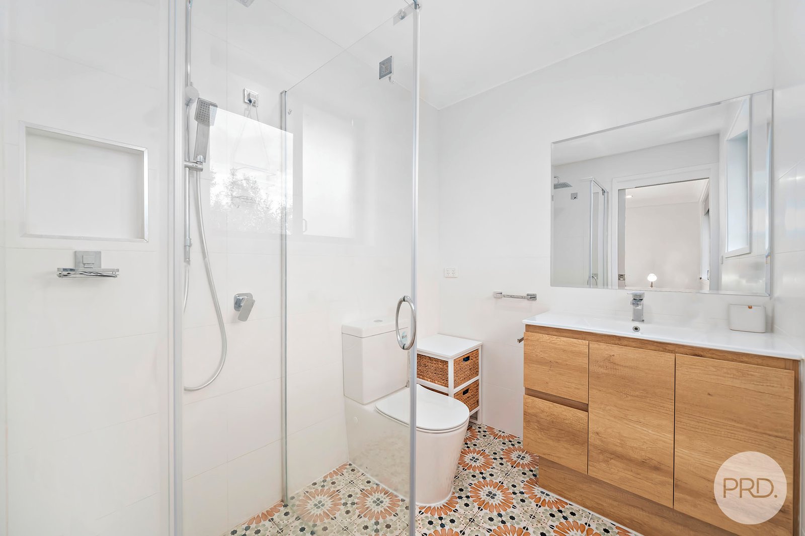 3/7 Helm Close SALAMANDER BAY 14