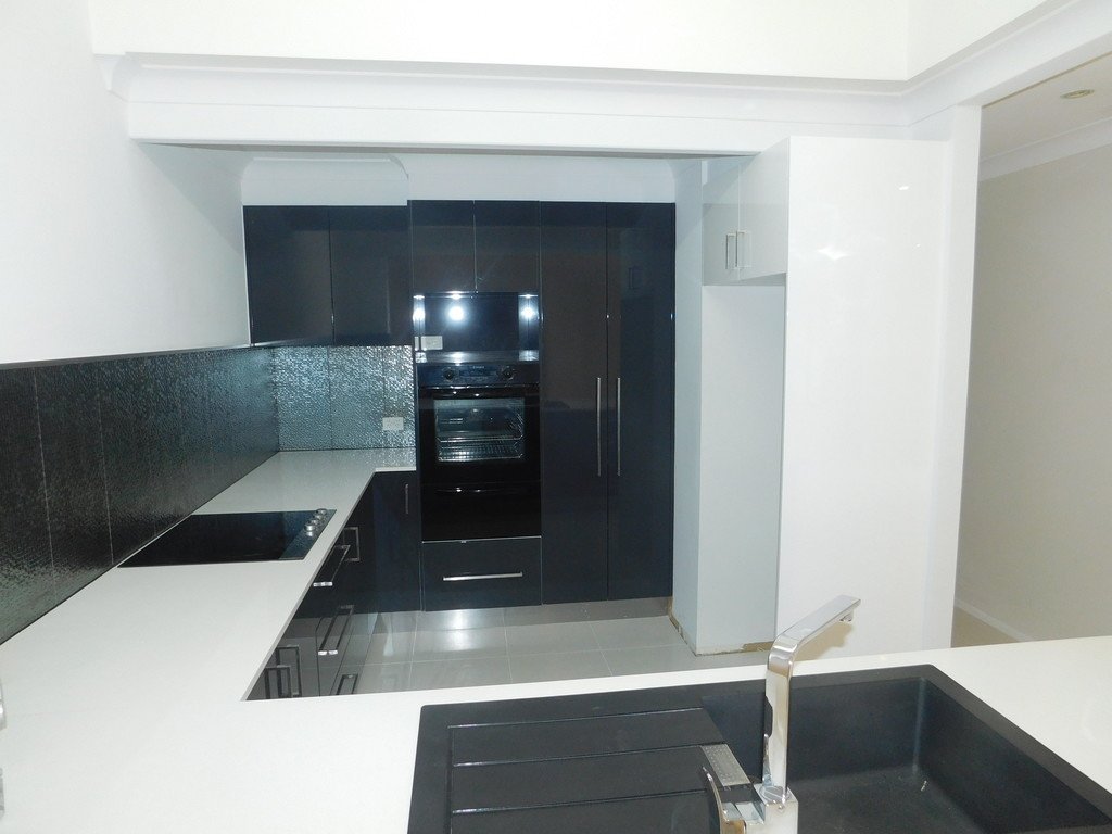 3/7 Hillstar Avenue BURLEIGH WATERS 5