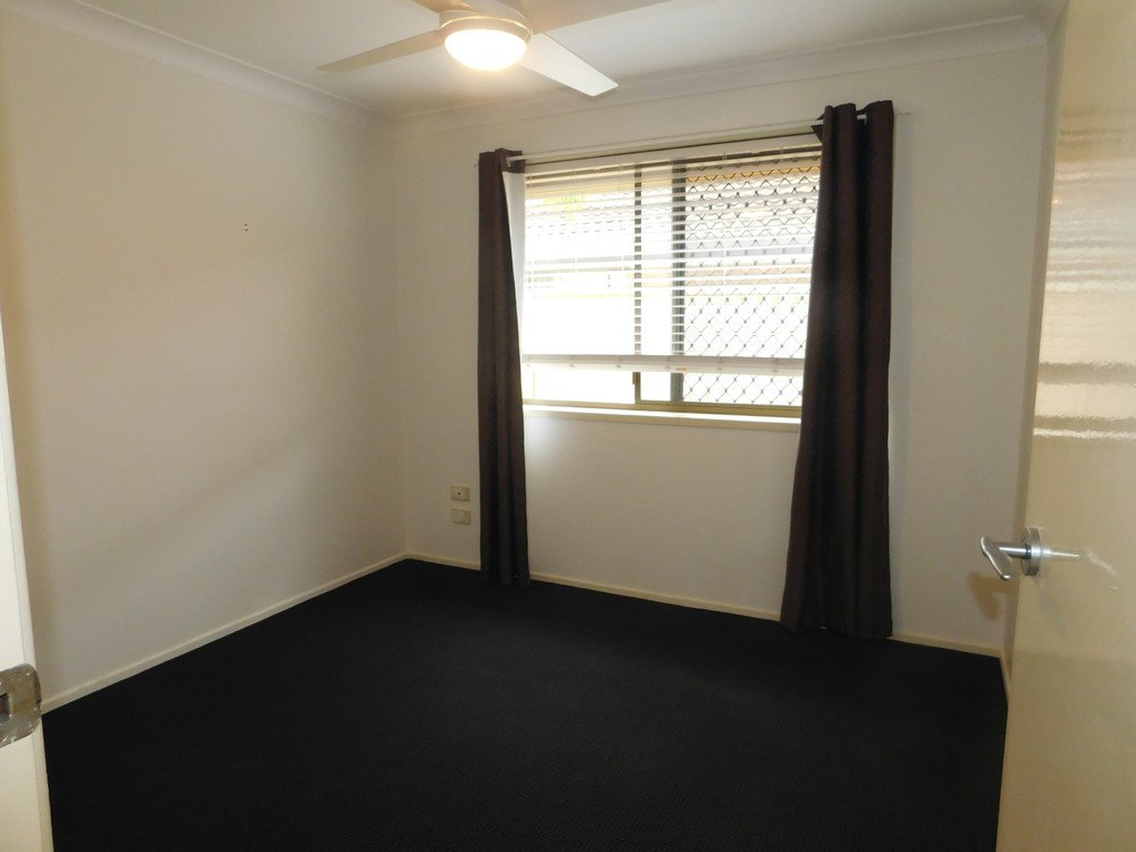 3/7 Hillstar Avenue BURLEIGH WATERS 6