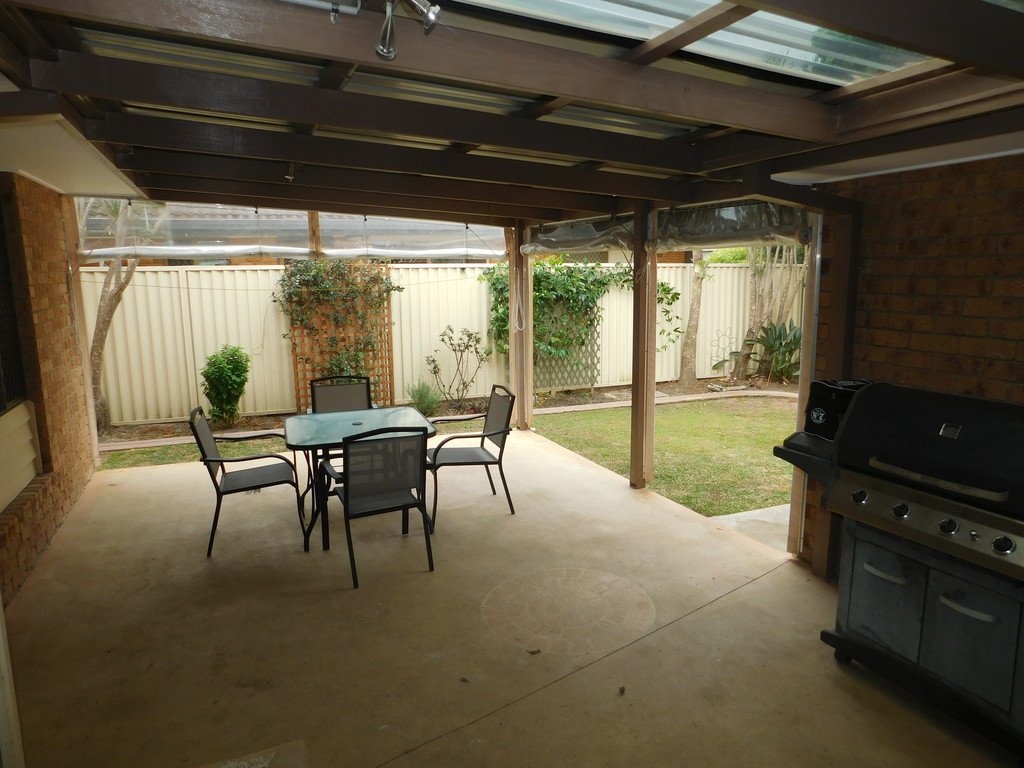 3/7 Hillstar Avenue BURLEIGH WATERS 9