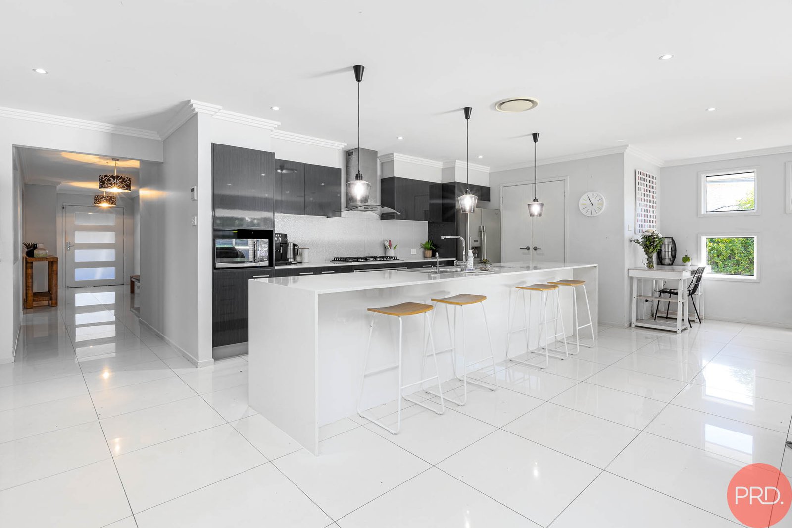 37 Hinchinbrook Close ASHTONFIELD 2