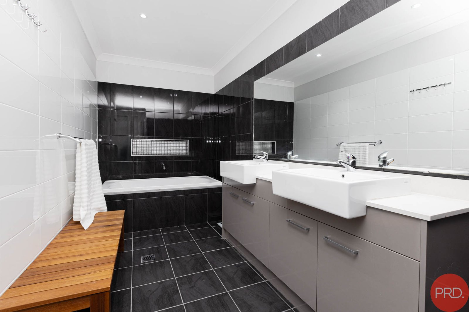 37 Hinchinbrook Close ASHTONFIELD 10