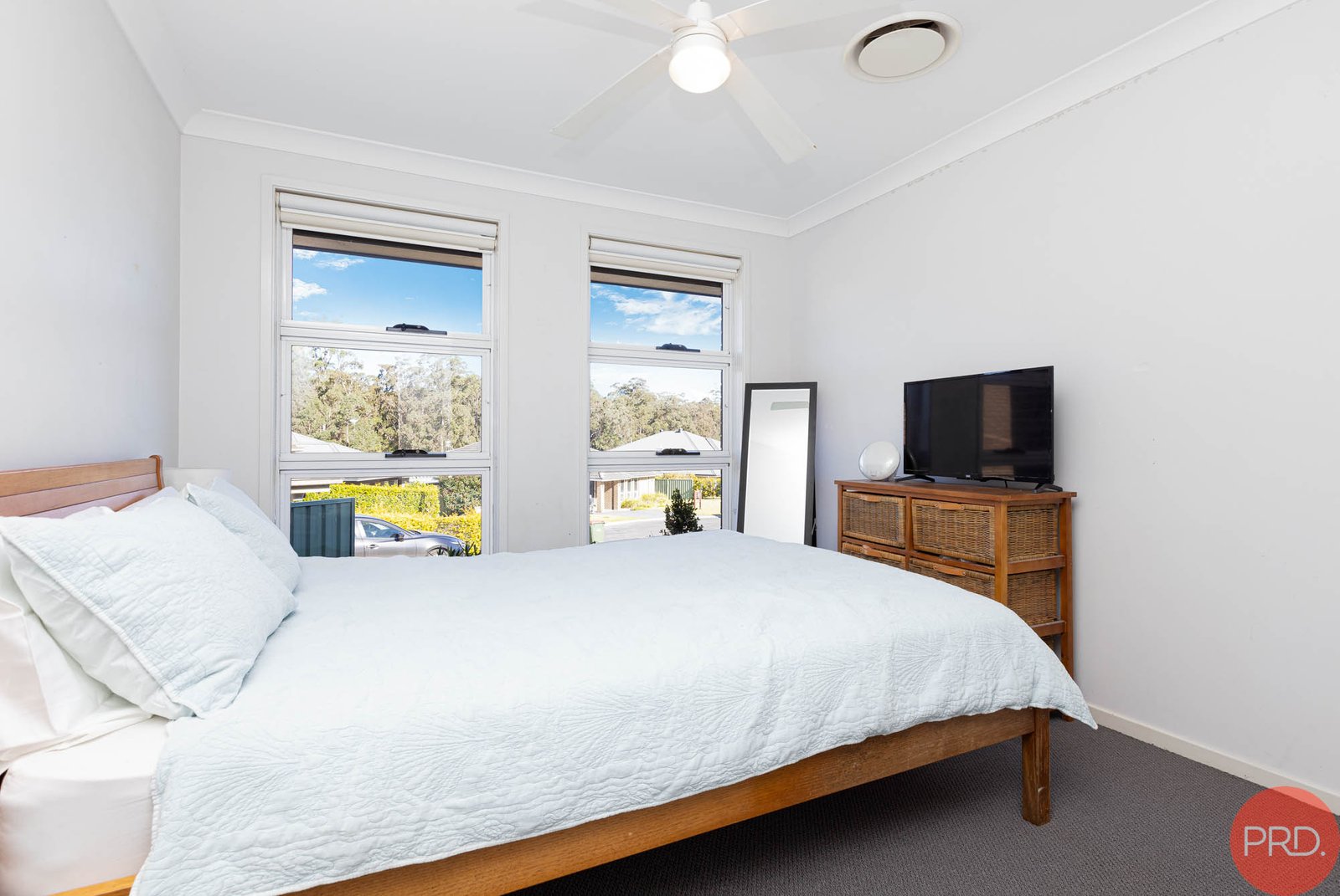 37 Hinchinbrook Close ASHTONFIELD 12