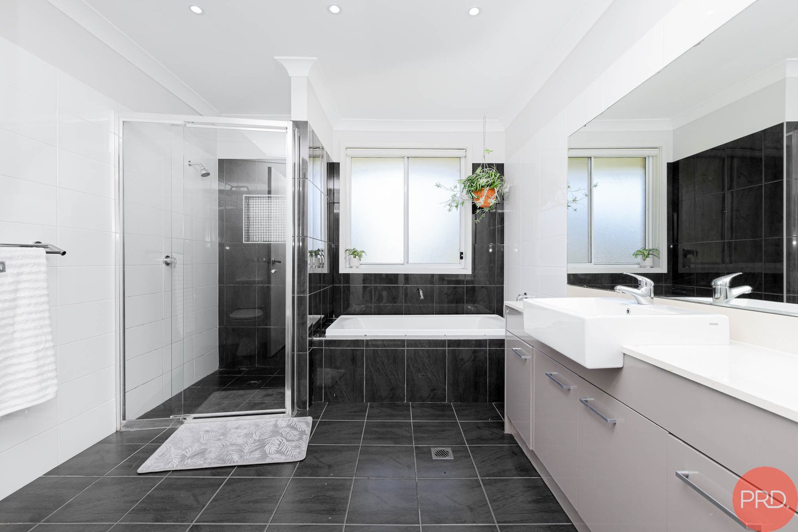 37 Hinchinbrook Close ASHTONFIELD 16