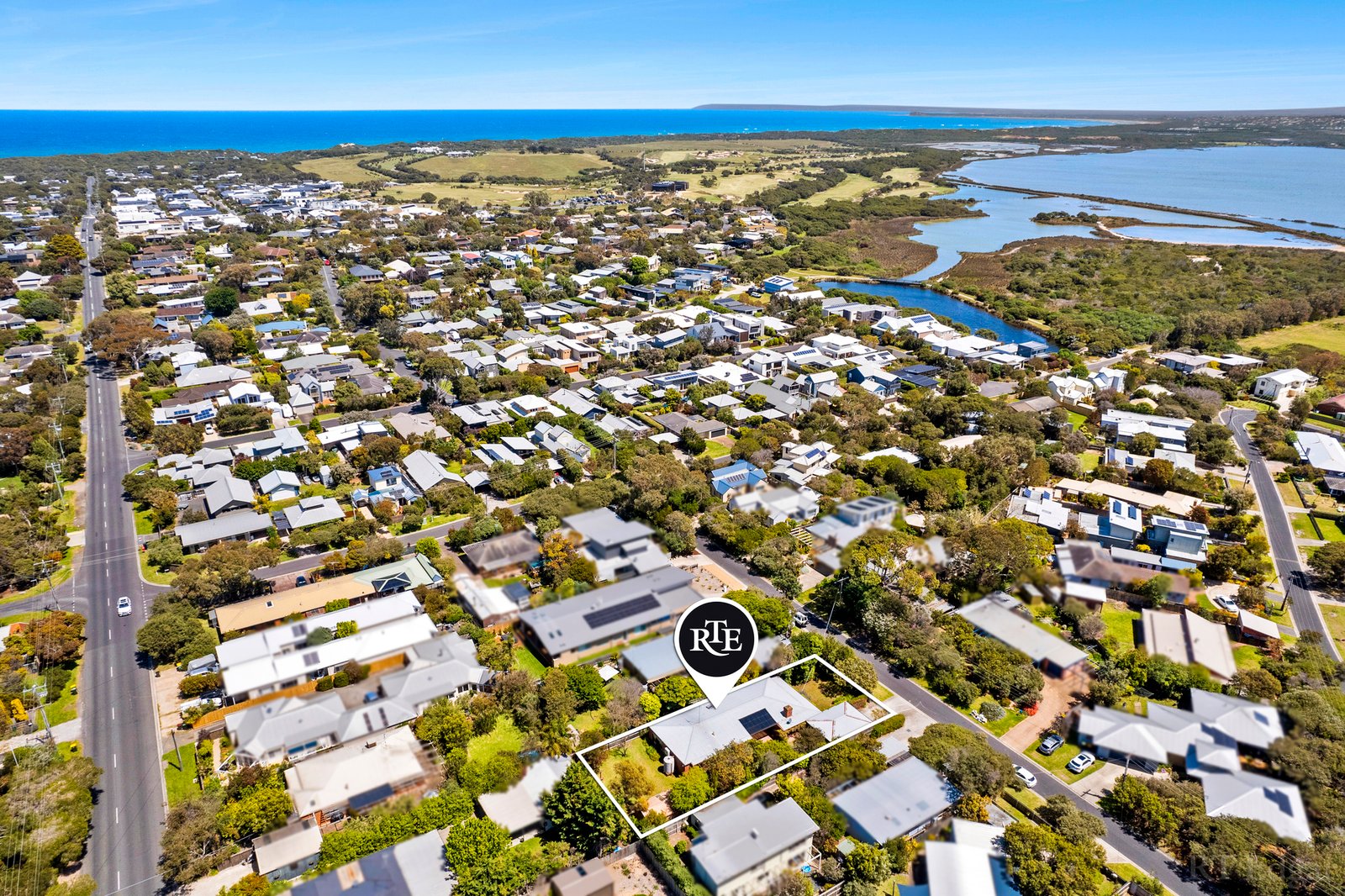 Real Estate and Property in 37 Hollywood Boulevard, Point Lonsdale, VIC
