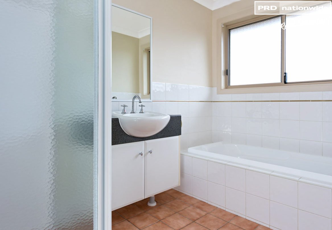 37 Horsley Street KOORINGAL 8