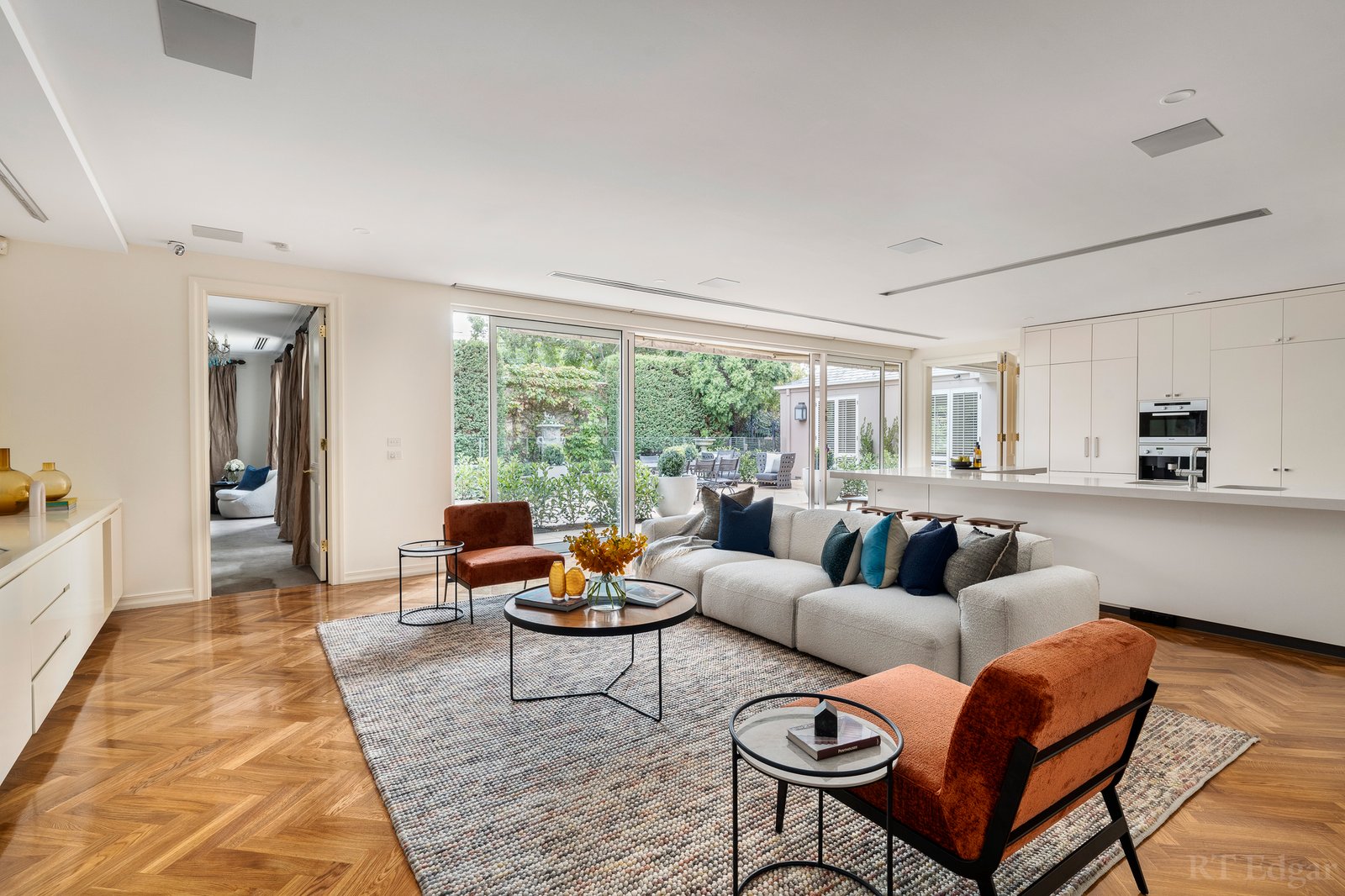 Real Estate and Property in 37 Irving Road, Toorak, VIC