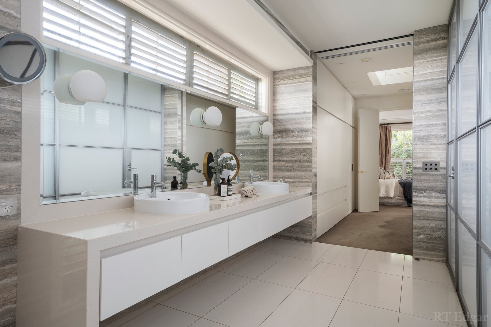 Real Estate and Property in 37 Irving Road, Toorak, VIC