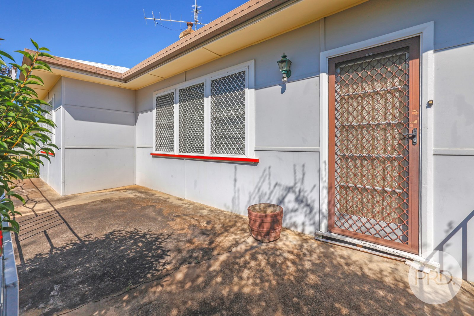 37 Jean Street TAMWORTH 3