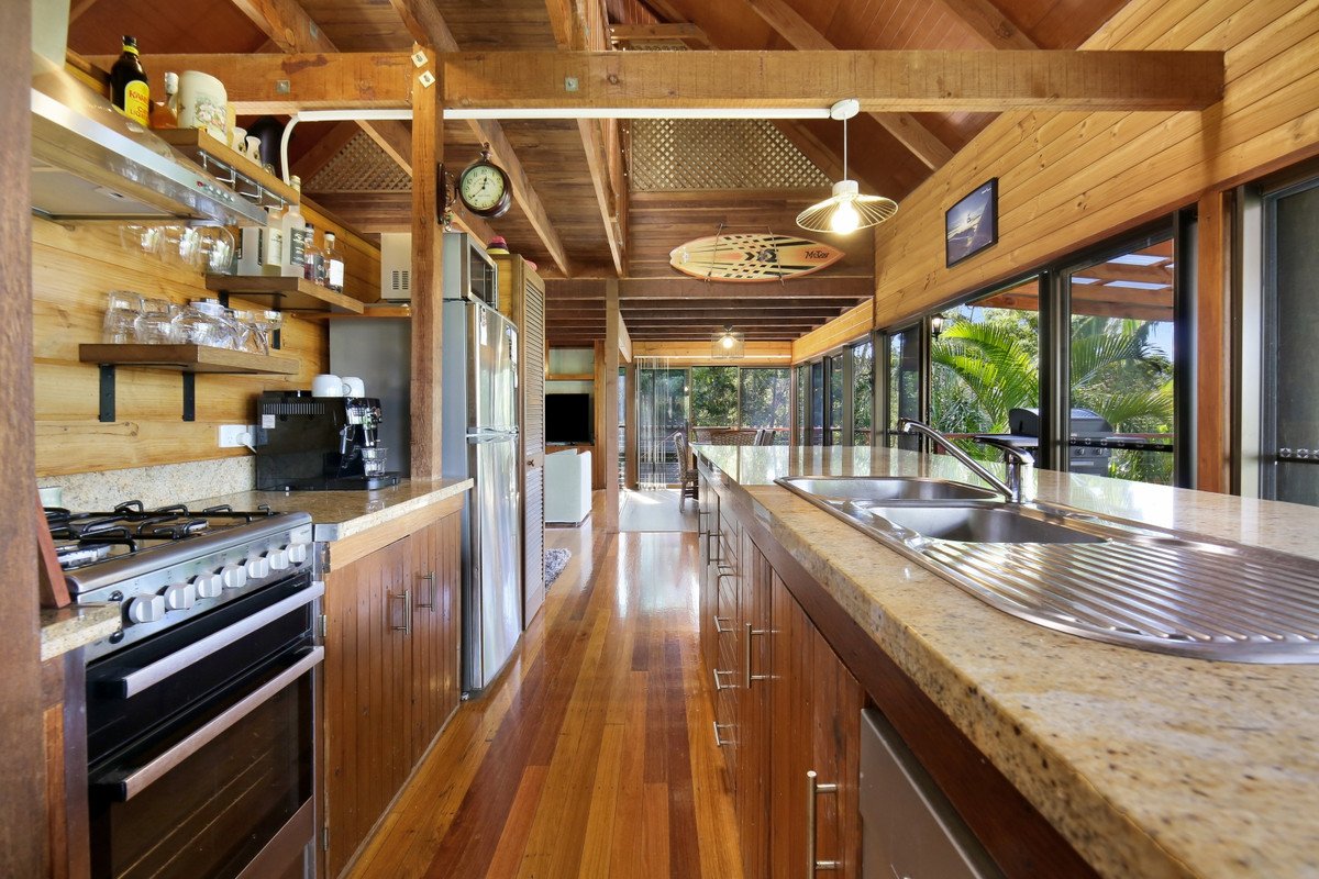 37 Jedda Street Tallebudgera 10