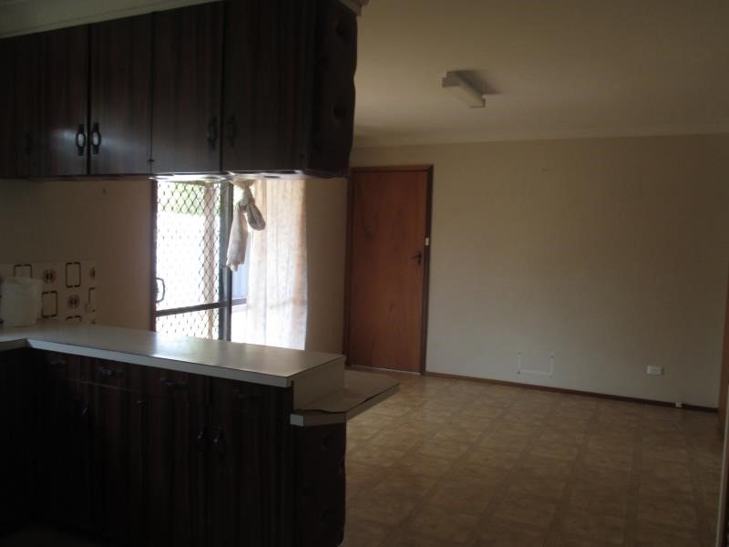 37 John Street TAMWORTH 5