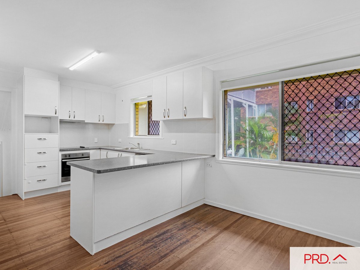 37 Julia Street Burleigh Heads 2