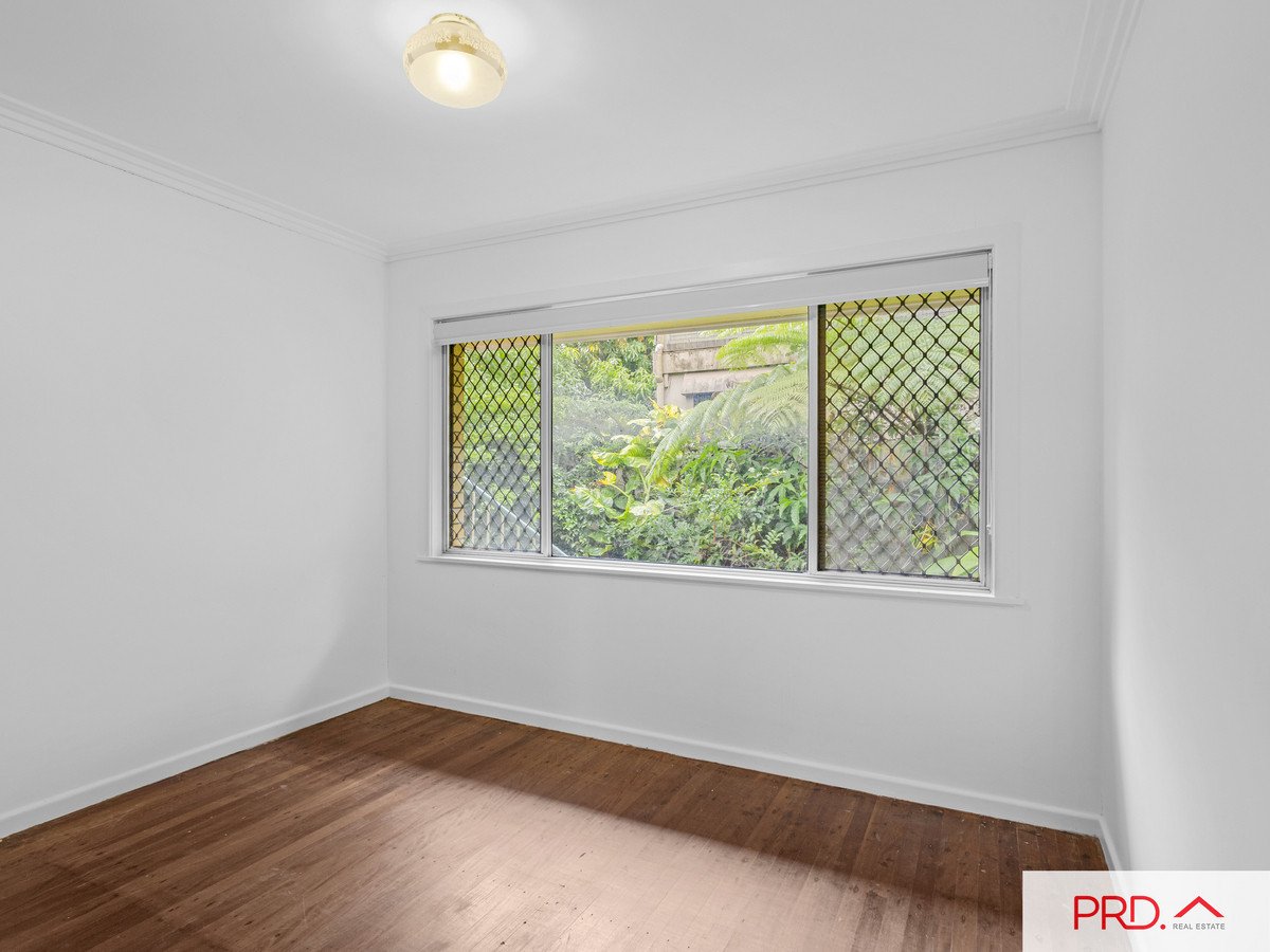 37 Julia Street Burleigh Heads 6
