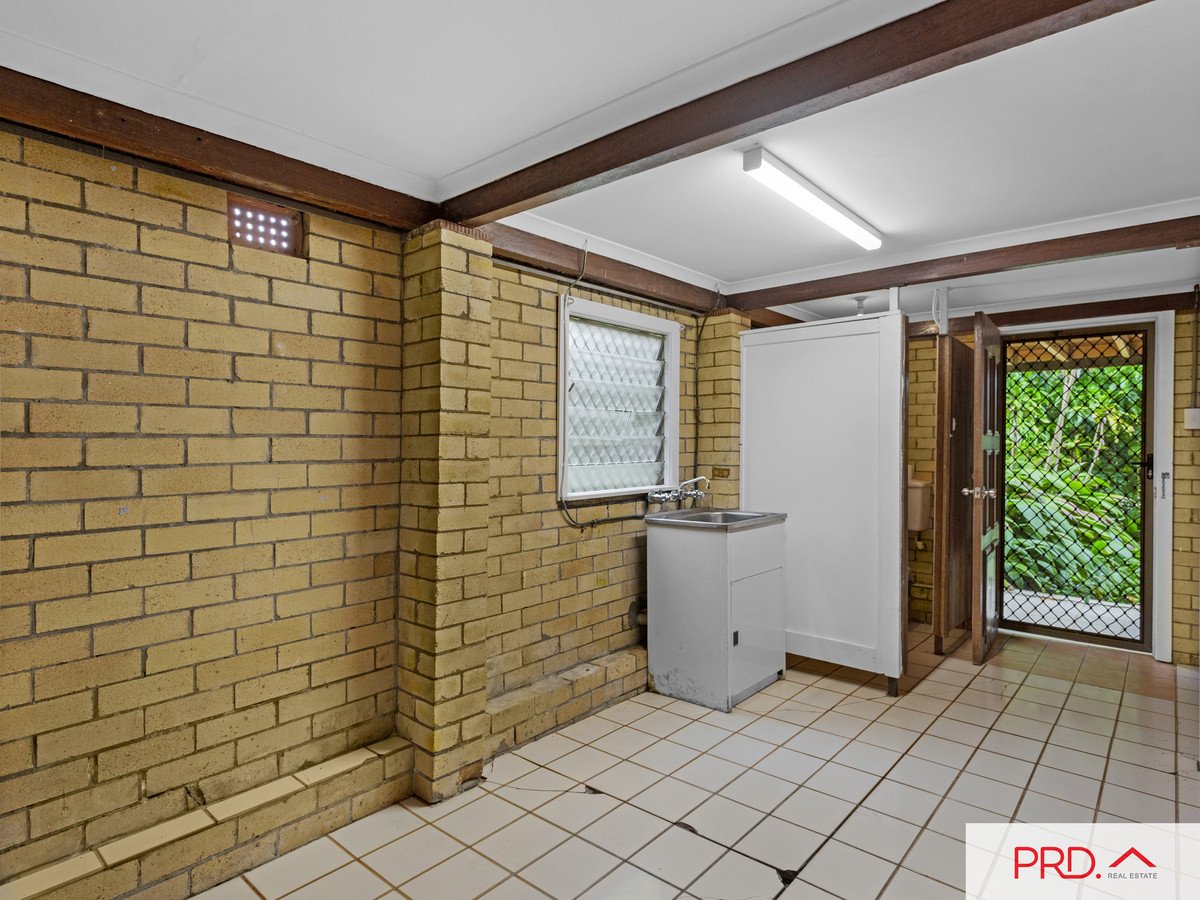 37 Julia Street Burleigh Heads 9